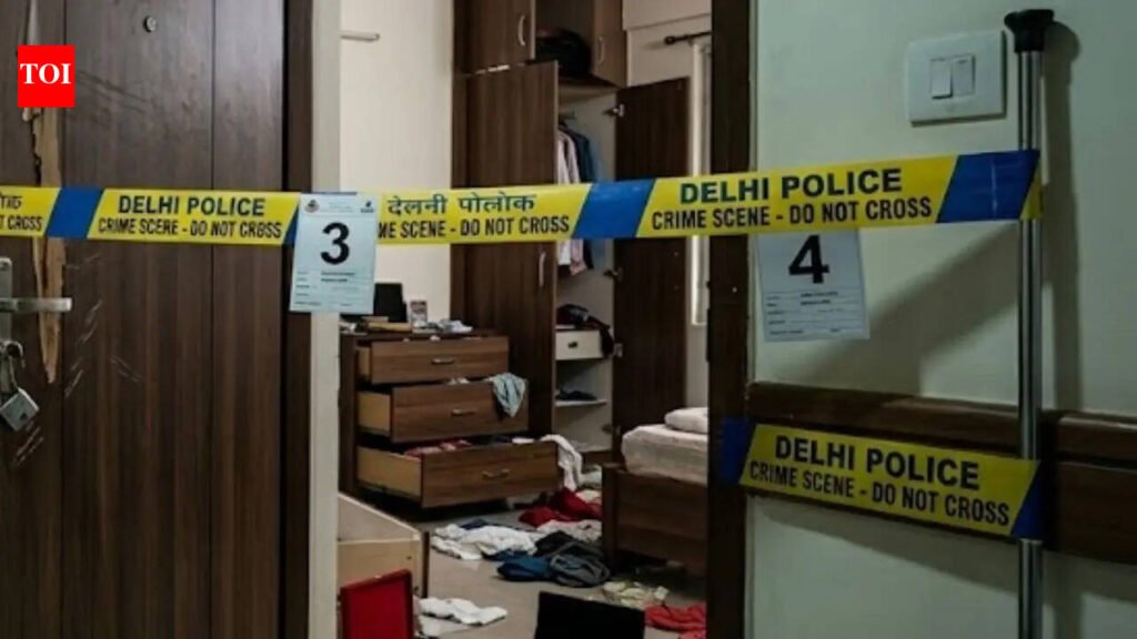 Theft at DRDO housing complex in Delhi; woman scientist loses cash, jewellery | Delhi News