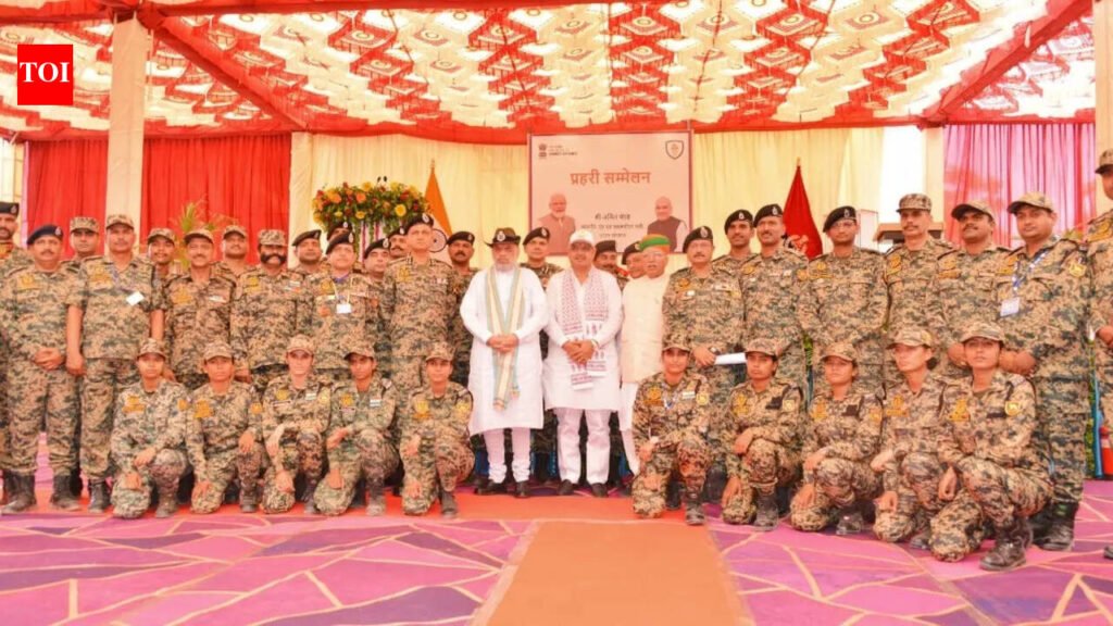 Union Home Minister Amit Shah visits historic Sanchu border post in Rajasthan, reviews security along Indo-Pak border | Jaipur News