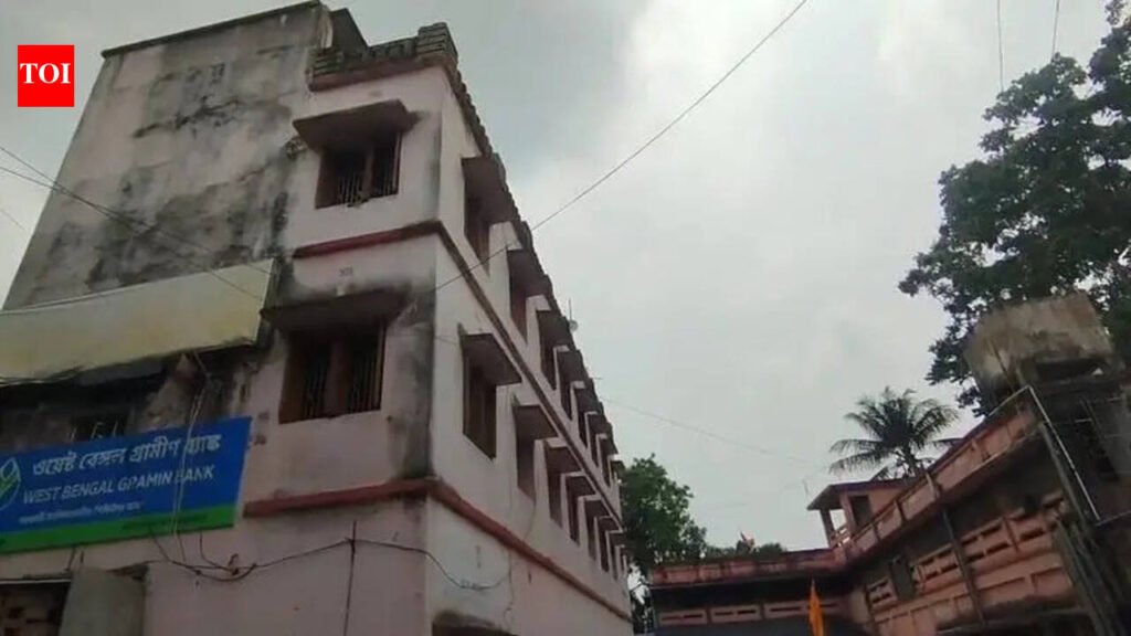 7 more Bangla nat’ls sent to Murshidabad holding centre | Kolkata News