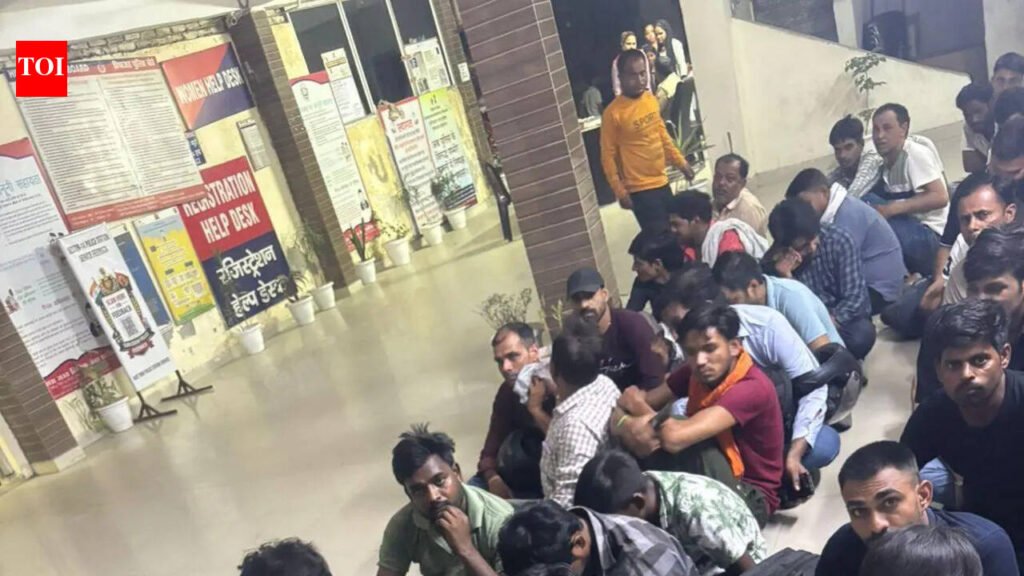309 detained in a day in Gurgaon for drinking in public places | Gurgaon News