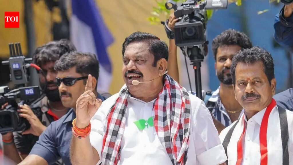A new political chapter for EPS? AIADMK chief moves out of Greenways Road bungalow after 15 years | Chennai News