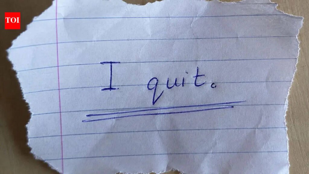 ‘I quit’: 16-year-old student found hanging in Lucknow hostel; suicide note found | Lucknow News