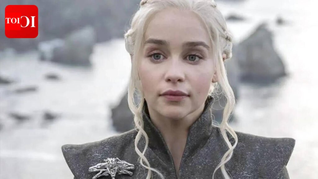 Emilia Clarke sets record straight about ‘Game of Thrones’ salary; says rumoured USD 300,000 paycheque was ‘wildly exaggerated’ |