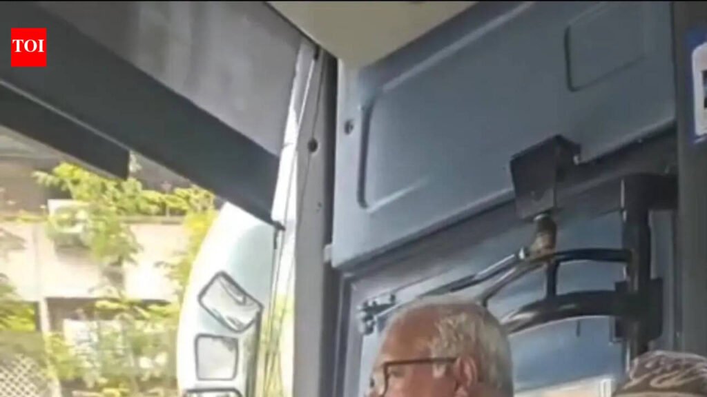 Emotional farewell for KSRTC’s ‘never-late’ driver Machado | Mangaluru News