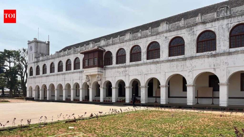 17th-century Madikeri Palace set for restoration | Mysuru News