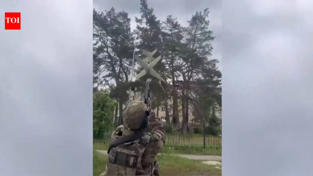 Watch: Russia’s ‘fire-and-forget’ $500 Yolka drone hunter that fits in soldier’s hand