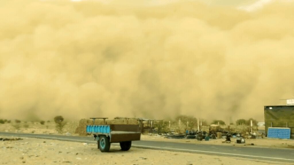 Watch: Massive dust wall engulfs Jaisalmer, darkens skies | Jaipur News
