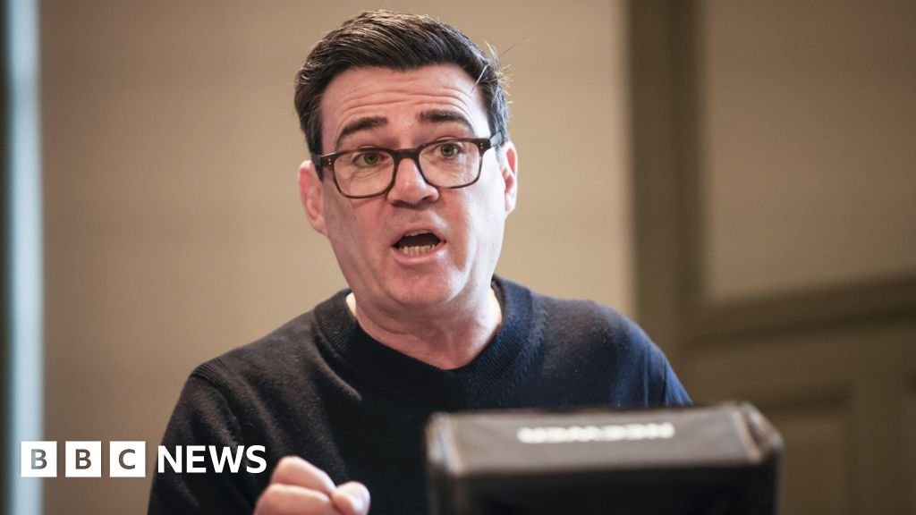 Burnham seeks to calm markets by committing to fiscal rules