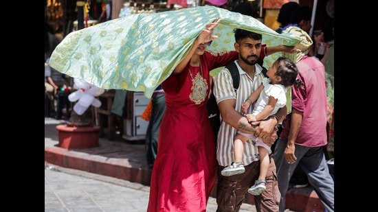 Bathinda hottest at 43.8°C as heatwave returns, rain relief right behind