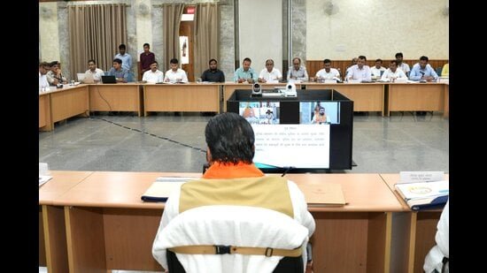 Bihar CM asked officials to stay alert of drought and floods