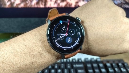 Buying a smartwatch sounds simple until you start noticing these things
(HT Tech)