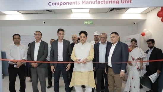 Lava inaugurates new charger manufacturing facility in Noida, eyes bigger localisation push
(HT Tech)