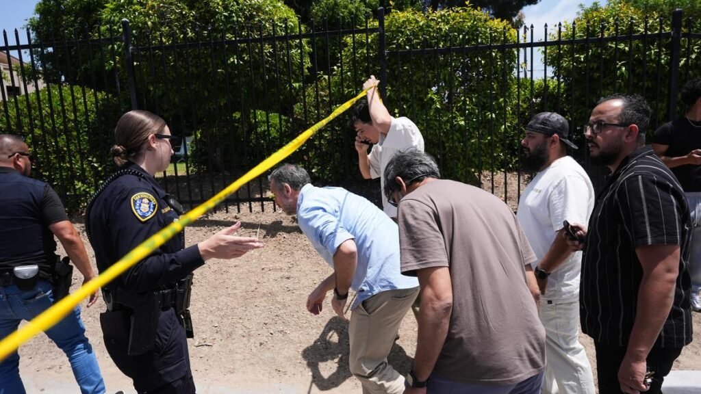 Two suspects in shooting at San Diego mosque dead, police source says