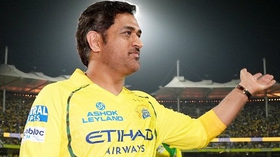 MS Dhoni leaves CSK fans fearing last walk in Yellow after emotional thank you lap in Chepauk