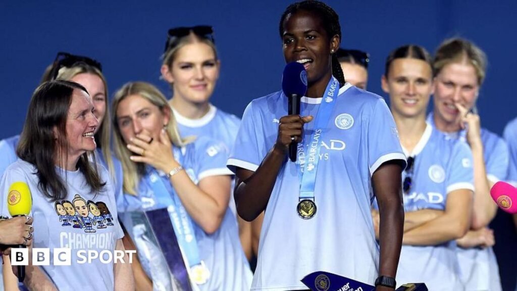 Khadija Shaw signs new Manchester City deal until 2030