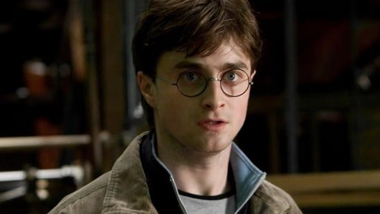 Planning Harry Potter movie marathon? Try these 4 magical recipes at home: From butterbeer to chocolate frogs