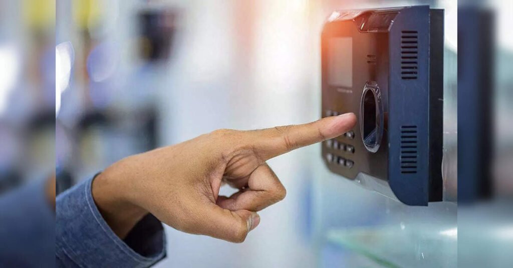 Education department to install biometric attendance machines in all junior colleges across Maharashtra, ETEducation