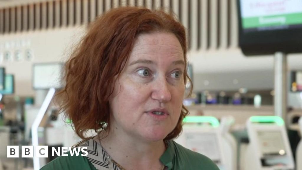 Ebola virus outbreak poses massive challenges, warns nurse