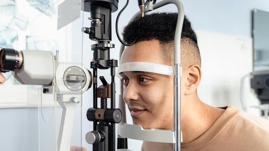 Senior eye doctor shares 6 possible reasons behind frequent eye irritation beyond just screen time