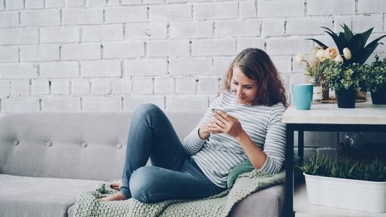 Checking your phone right after waking up? Doctor explains how it can spike stress and set the tone for your entire day