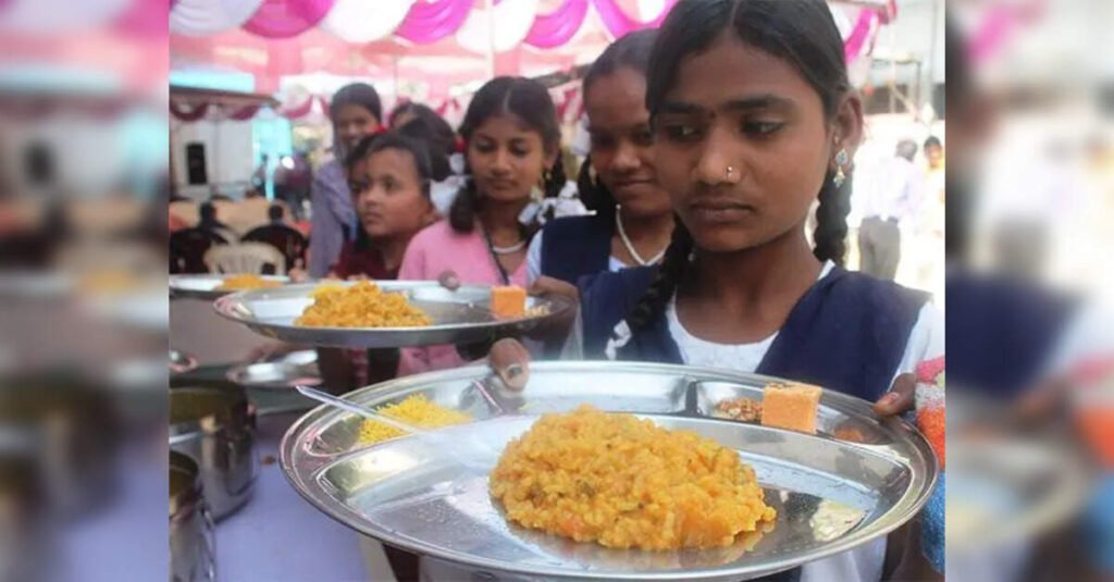 Telangana Cabinet approves mid-day meal scheme in junior colleges, ETEducation