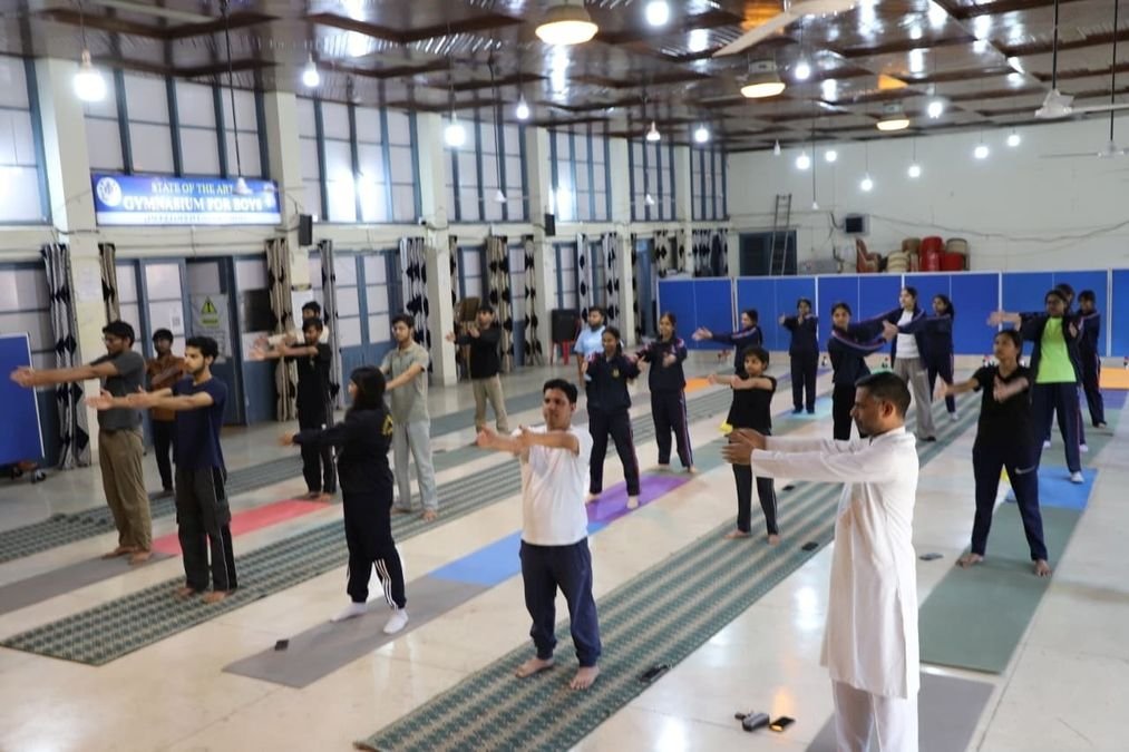 Daily yoga can help achieve balance, lead healthier lives: Dir NIT Sgr