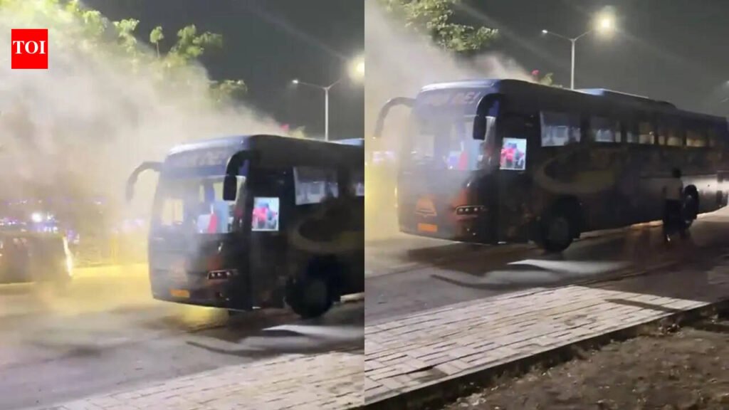 Massive scare for Gujarat Titans: Players evacuated after team bus suffers short circuit; all safe | Cricket News