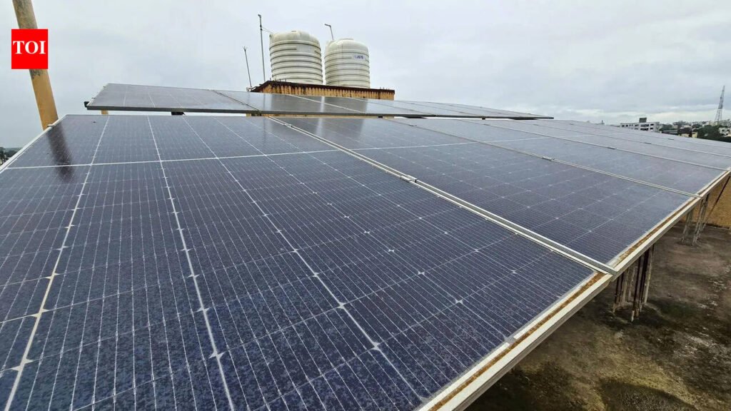 Solar surge: 24,000 rooftop systems give city 420MWp power | Delhi News