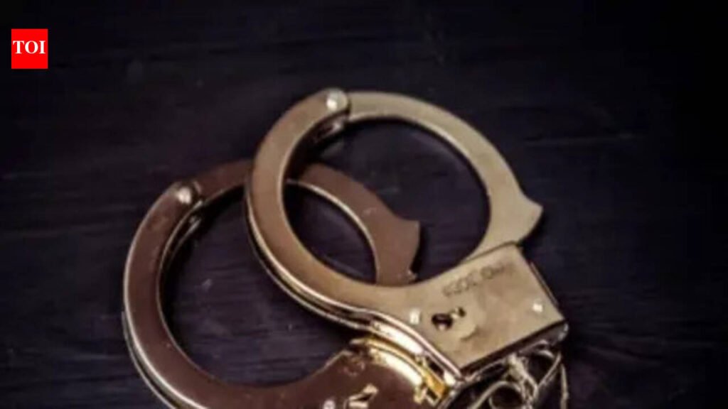 2 drug peddlers held in Hazaribag | Ranchi News