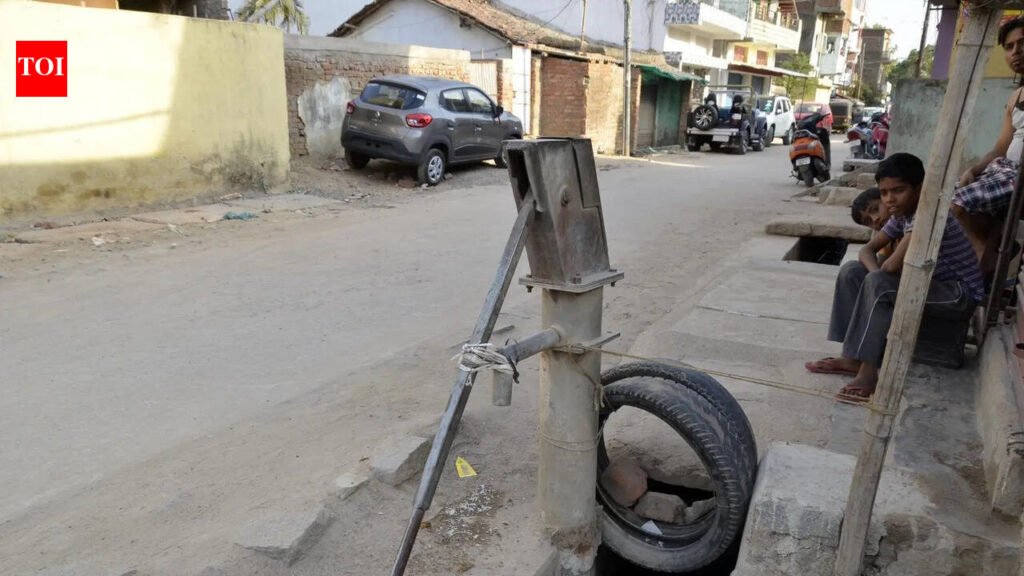 RMC initiates emergency measures as 220 hand pumps, 25 tube wells run dry | Ranchi News