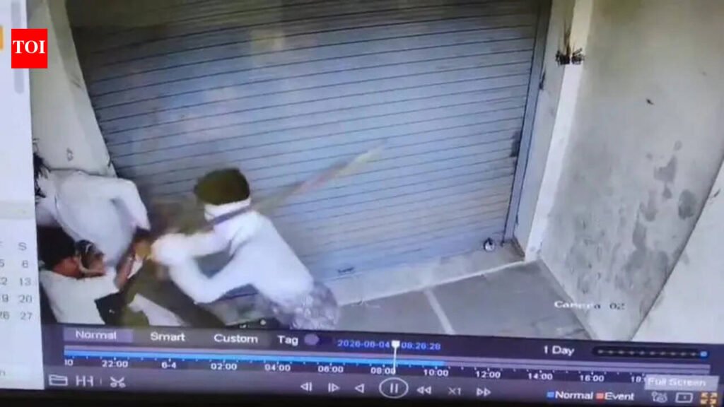 Sacked employee among 3 held for ₹8L robbery in Godadara | Surat News