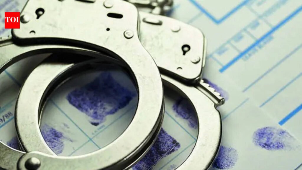 Man spots estranged wife with friend at mall, slaps her | Noida News