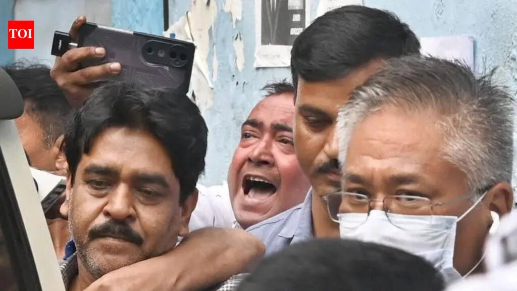 Saokat sent to NIA custody for 14 days, protesters throw eggs, fish at ex-MLA | Kolkata News