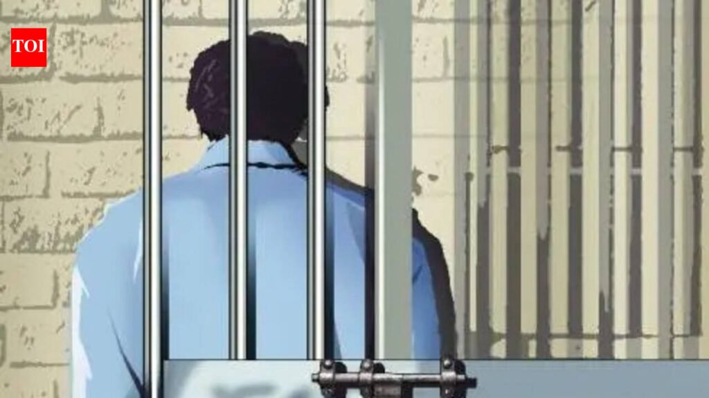 Two arrested for torching BJP worker’s cyber cafe in Bagnan | Kolkata News