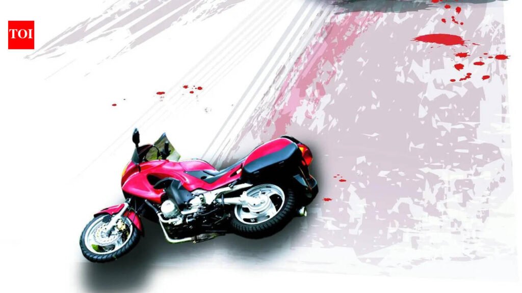 One woman killed while other injured in bike mishap on Mumbai-Goa highway | Mumbai News