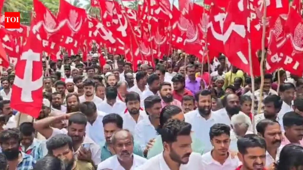 CPI leads protest against eviction notices issued to over 1,000 families in Krishnagiri | Coimbatore News