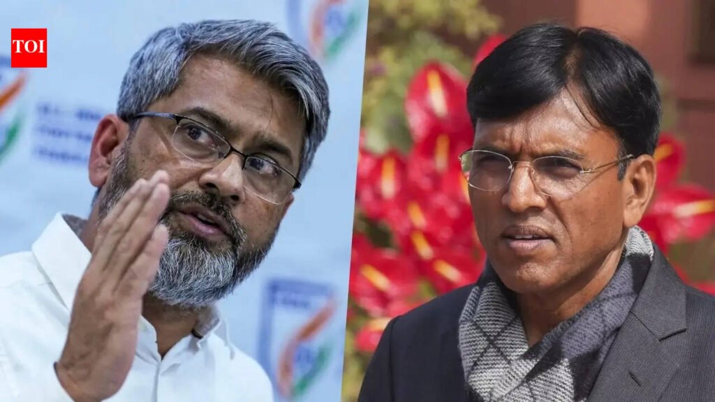 ISL clubs table four-year plan, offer AIFF Rs 15.4 crore after sports minister talks | Football News