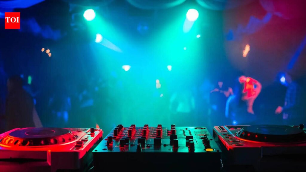 Mumbai police rule out drug angle in NSCI Dome music event death, suspect law graduate may have suffered cardiac arrest | Mumbai News
