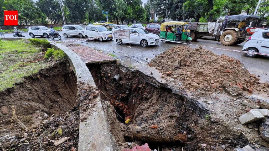 Pre-monsoon drain cleaning drive begins | Chandigarh News