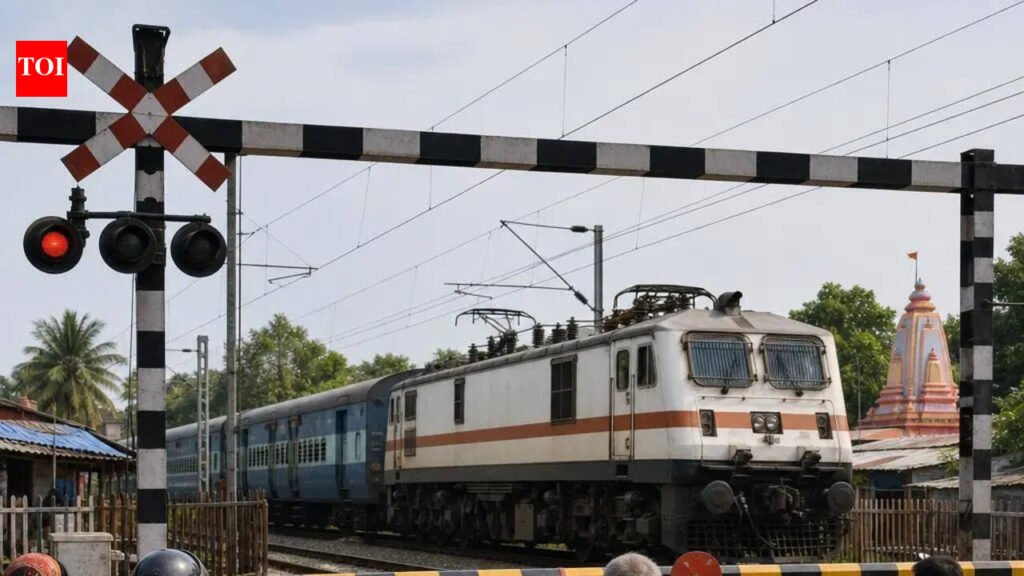 SWR observes Level Crossing Awareness Day | Mysuru News