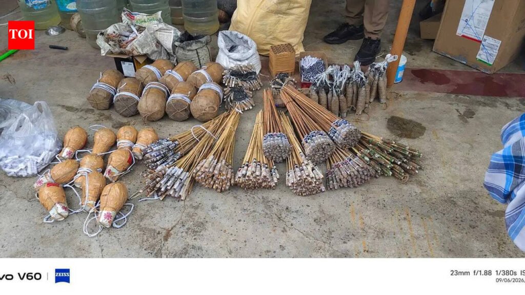 Coimbatore man arrested for making firecrackers at home | Coimbatore News