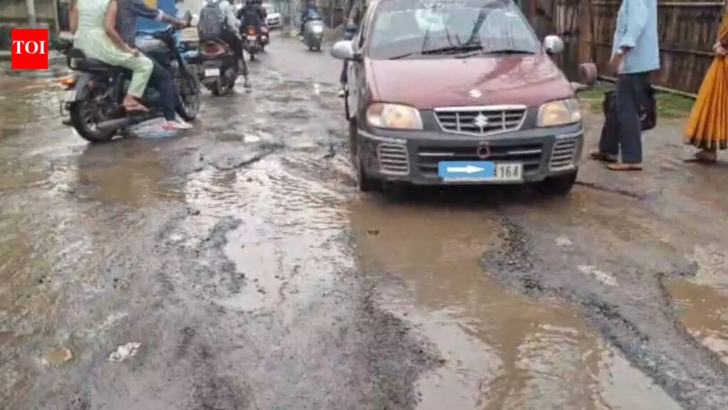 Monsoon exposes Silchar’s crumbling road infrastructure | Guwahati News