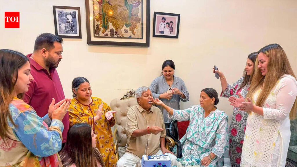 Lalu celebrates 79th birthday at home amid family and political challenges | Patna News