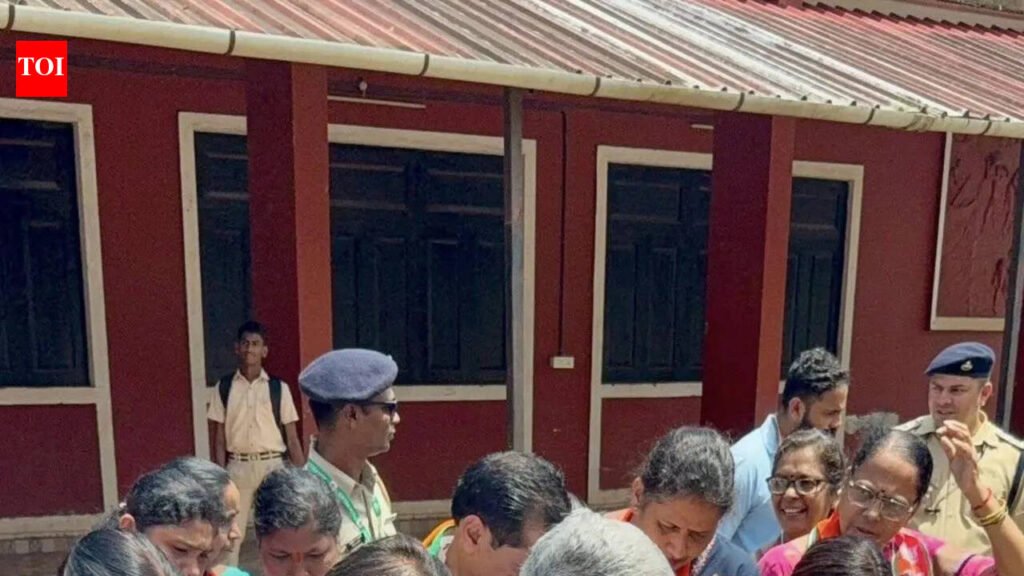 Civic workers alone cannot counter public littering: Mayor | Goa News
