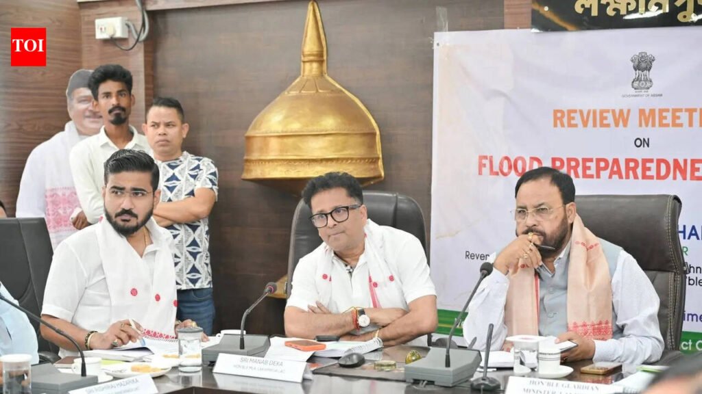 Mahanta reviews flood preparedness in Lakhimpur | Guwahati News