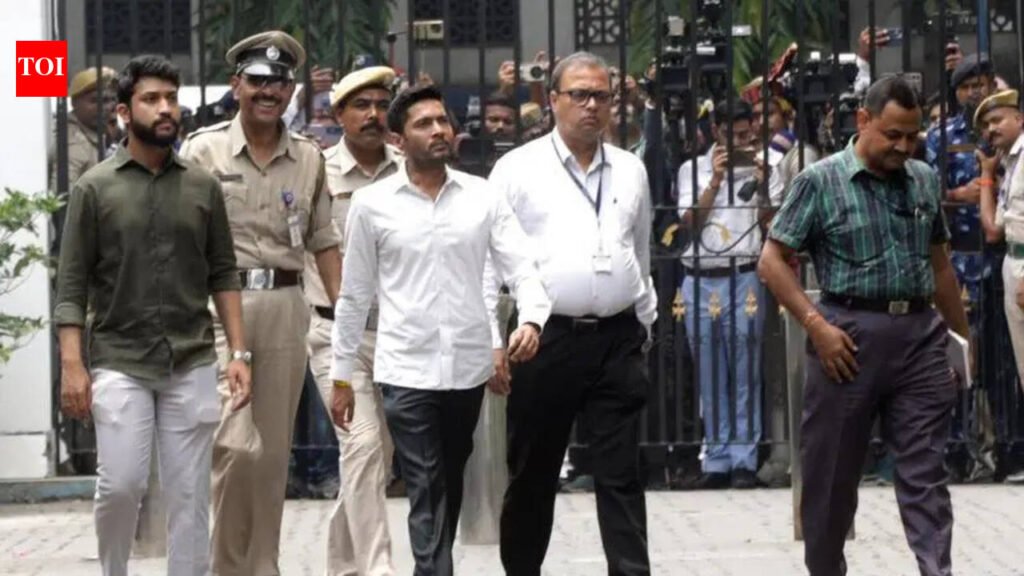 Abhishek’s second CID session goes on for 8.5 hrs | Kolkata News