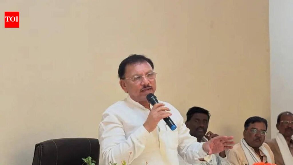 Lone Vidarbha UBT MP ‘reaffirms loyalty’ with party after online meet with Uddhav | Nagpur News