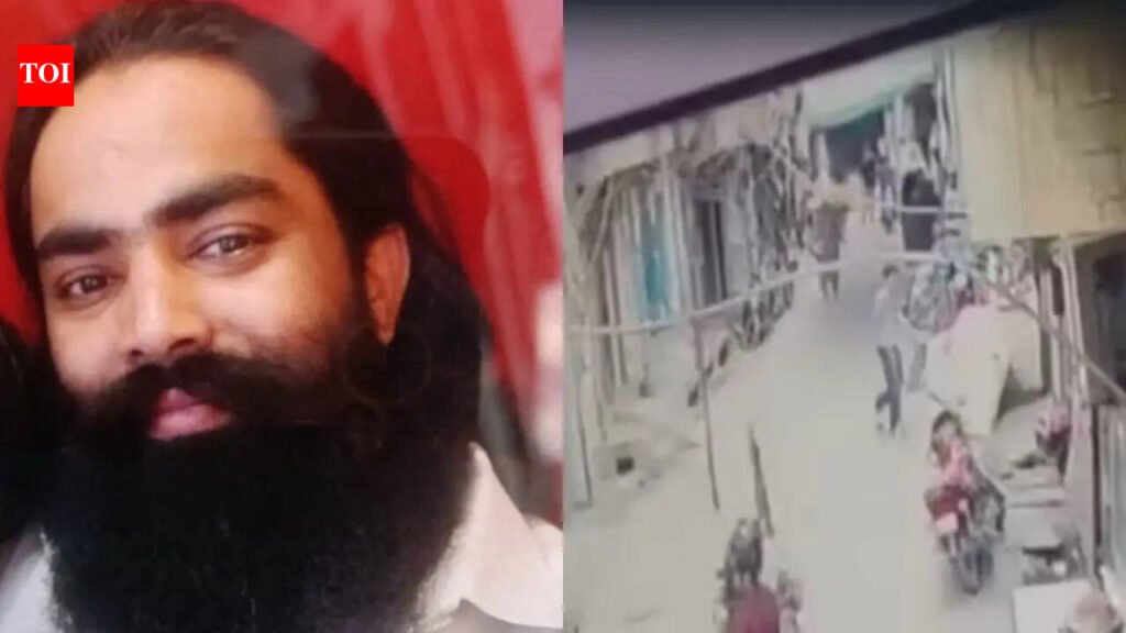 CCTV Captures brazen killing of water supplier in busy lane | Delhi News