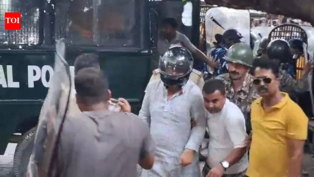 Crowd pelts Guha with eggs as court sends him to 6 day police custody | Kolkata News