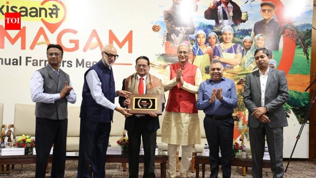 Ram Chet Chaudhary conferred Lifetime Achievement Award for Kalanamak Rice | Varanasi News